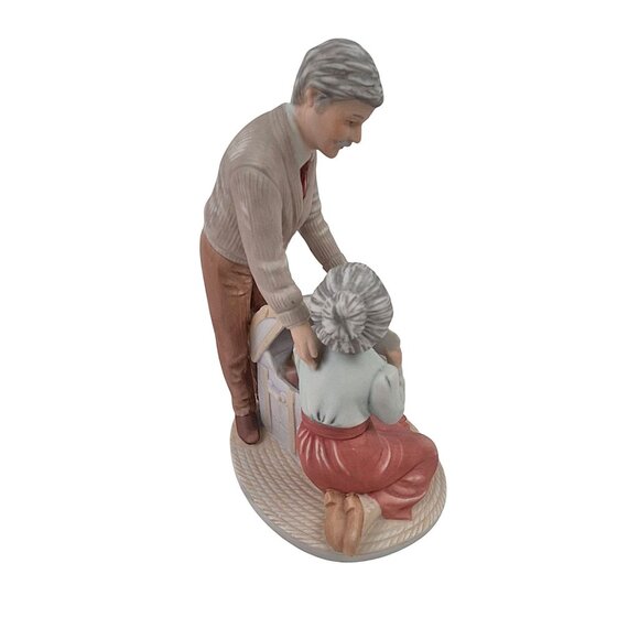 Enesco Treasured Memories The Golden Years Figurine 1989 Limited Ed Collectible - Picture 10 of 10